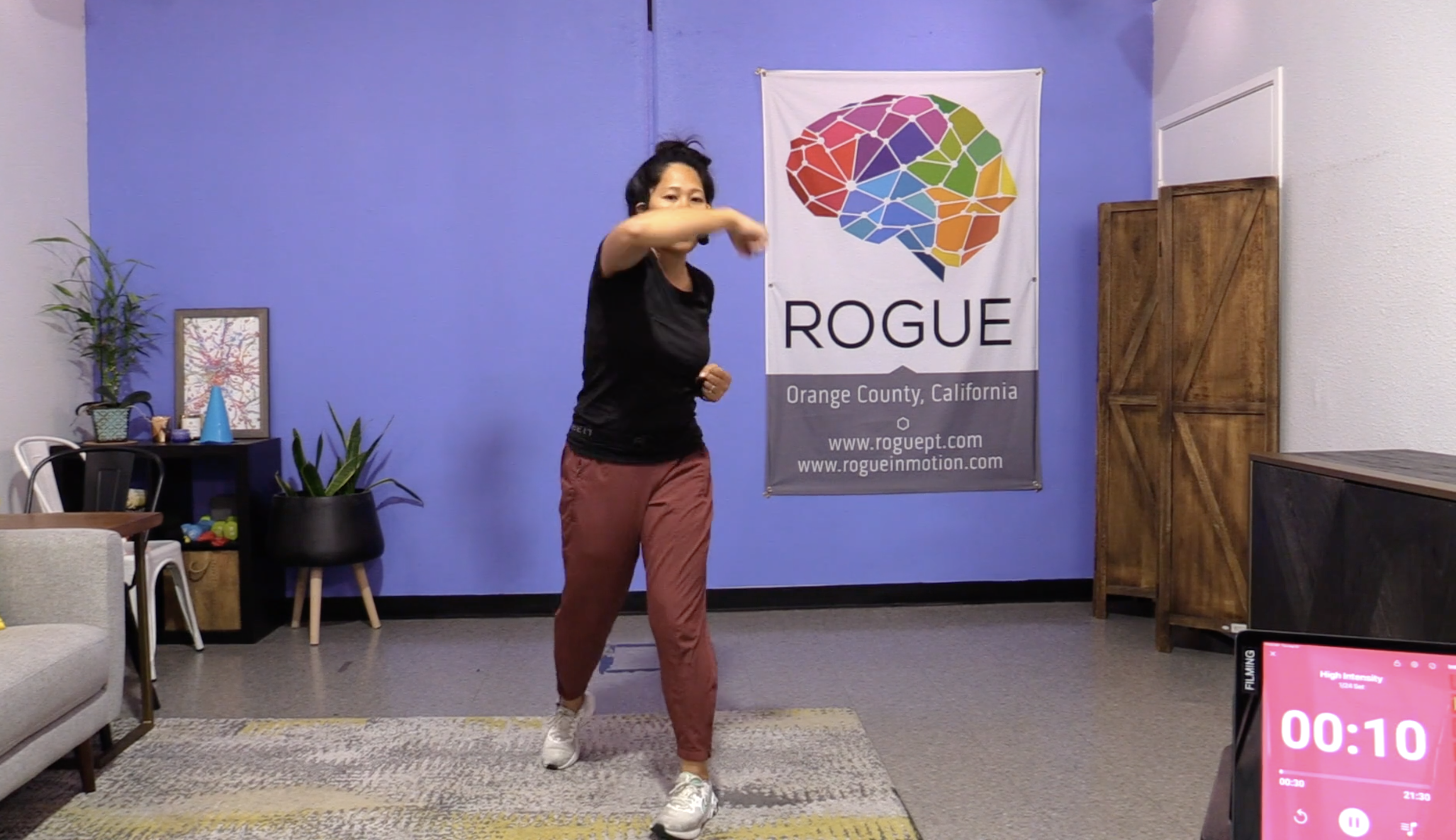 8-29-23 Boxing ~ Tuesday ~ Fun with Vocalizations with Jamie!