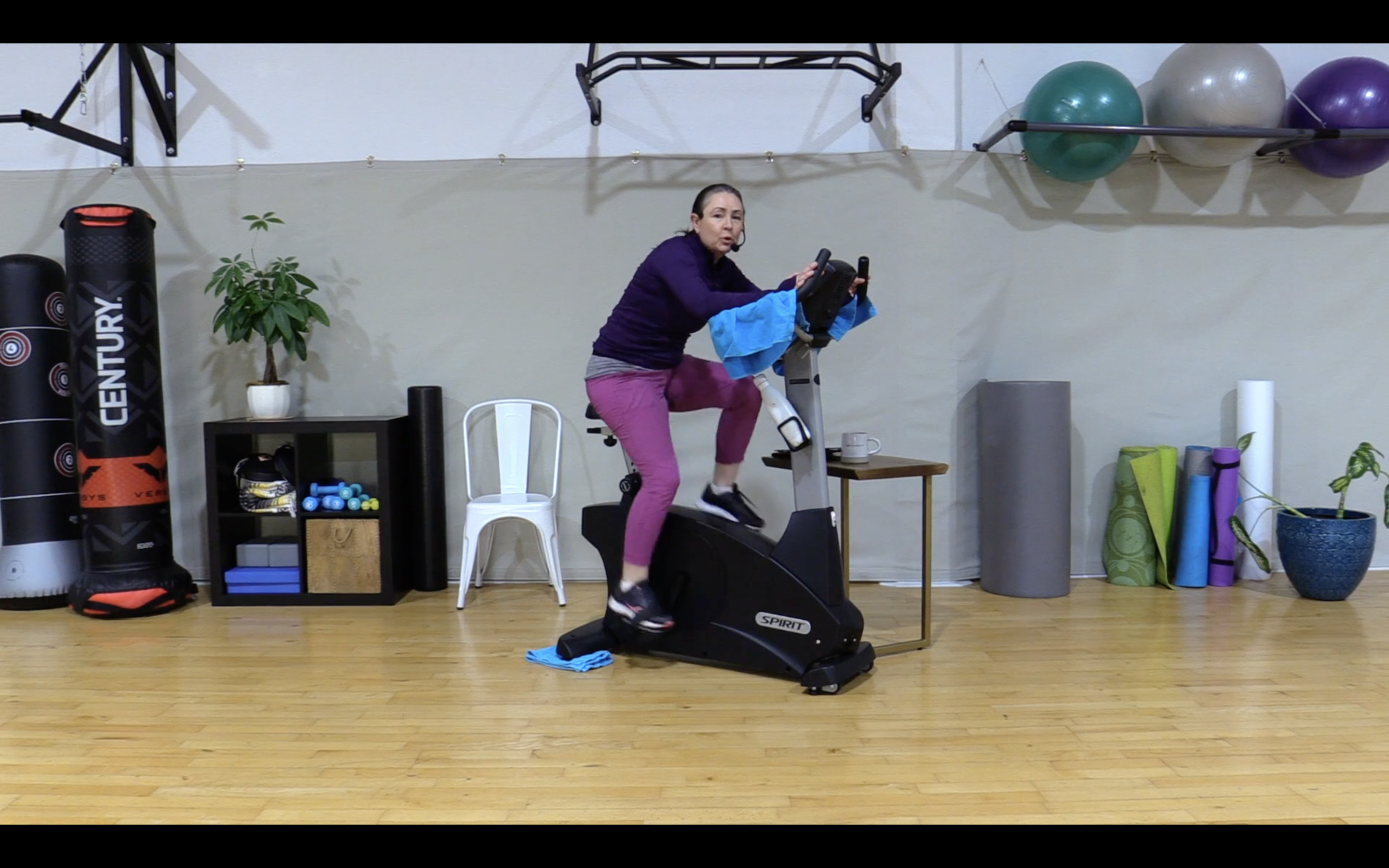 1-11-21 Cardio -- 40 Minutes with Intervals!