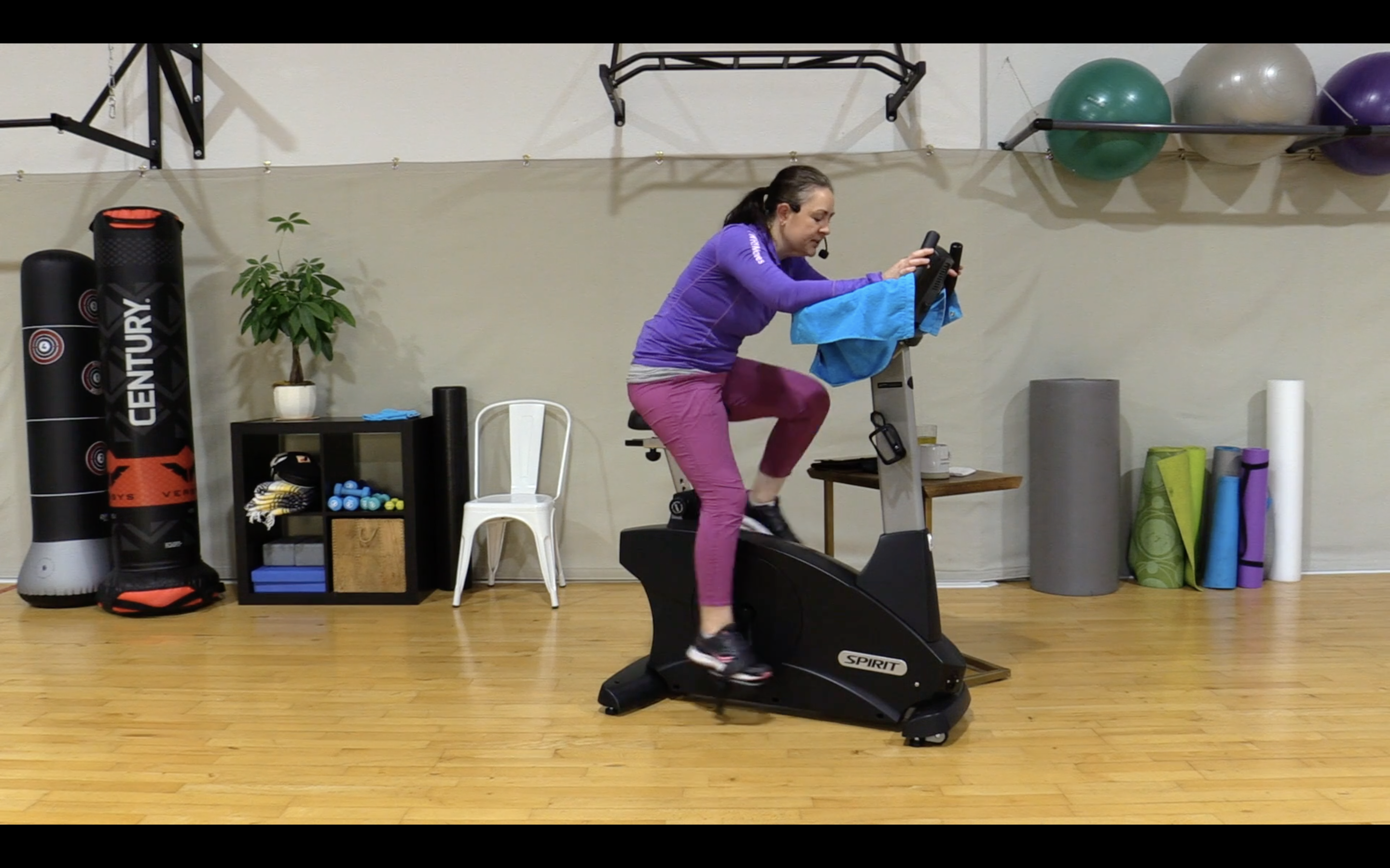 1-18-21 Cardio -- 40 Minutes with Intervals!