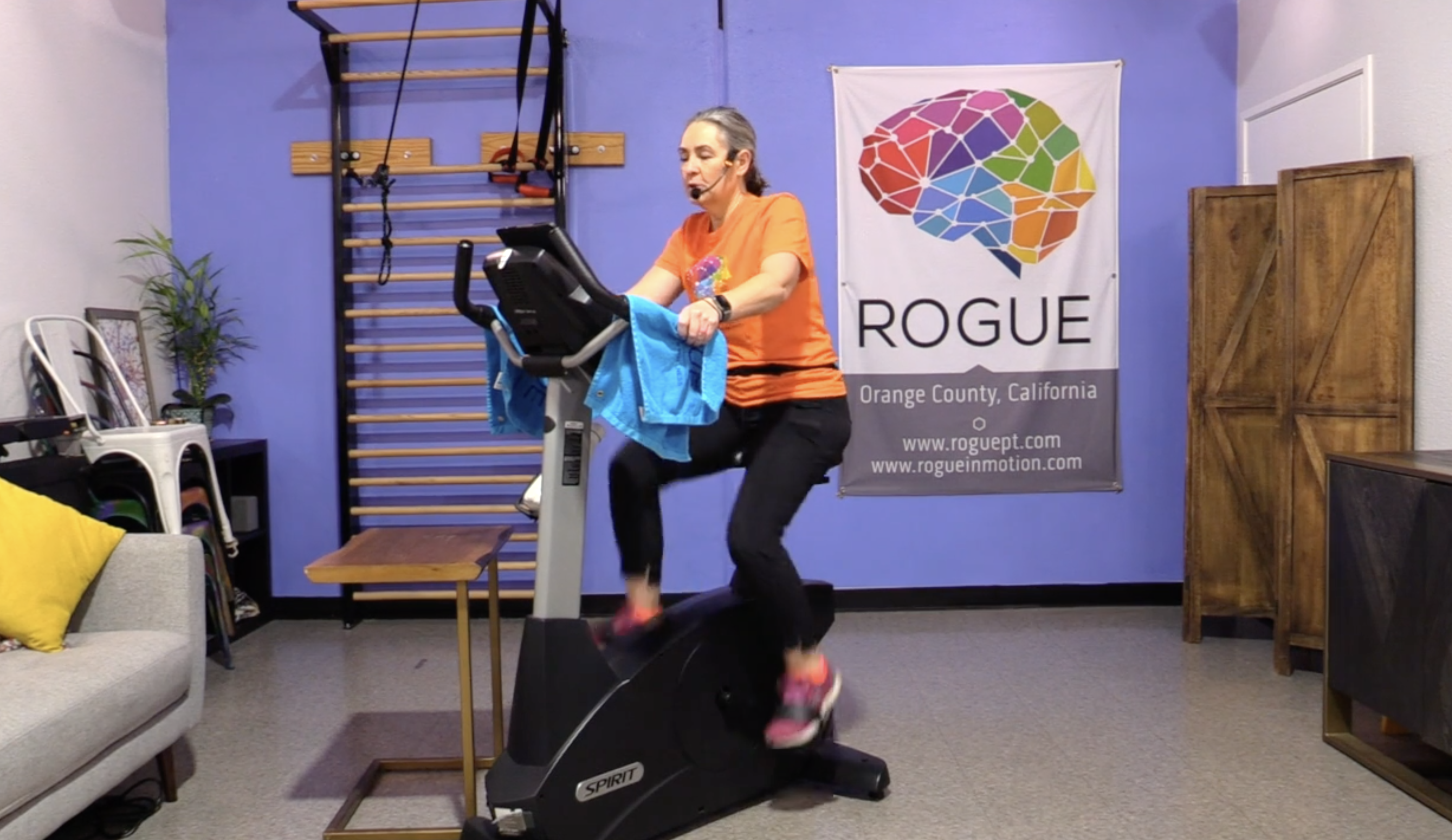 1-24-25 Cardio ~ Friday ~ 40 Minutes of Intervals with Claire!