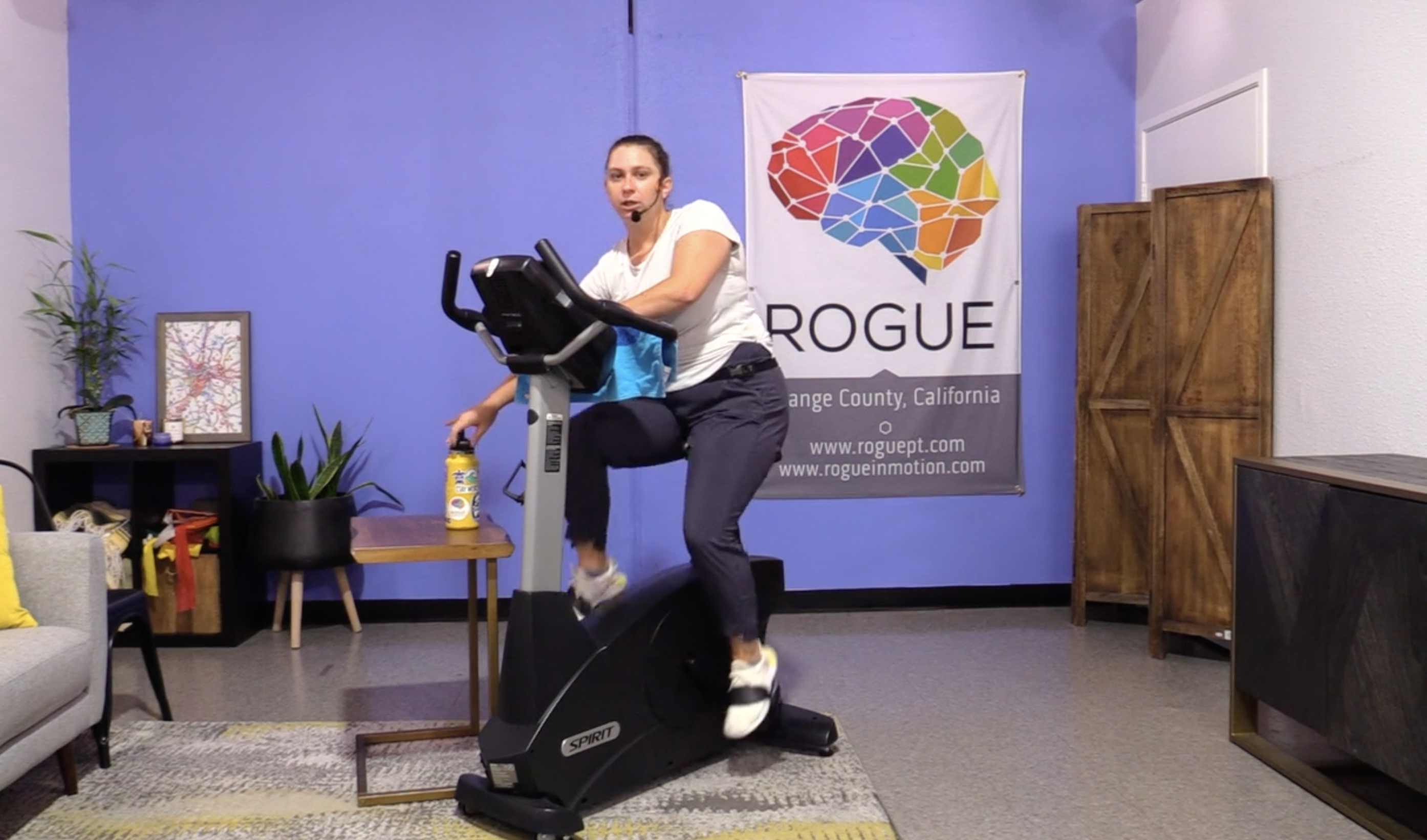 7-14-23 Cardio ~ Friday ~ 30 Minutes of Intervals with Julia!