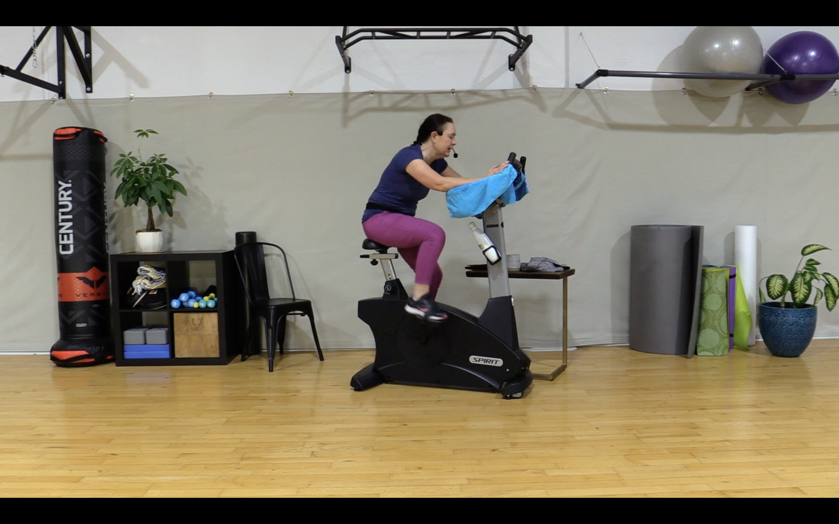 12-11-20 Cardio -- 40 Minutes with Intervals!