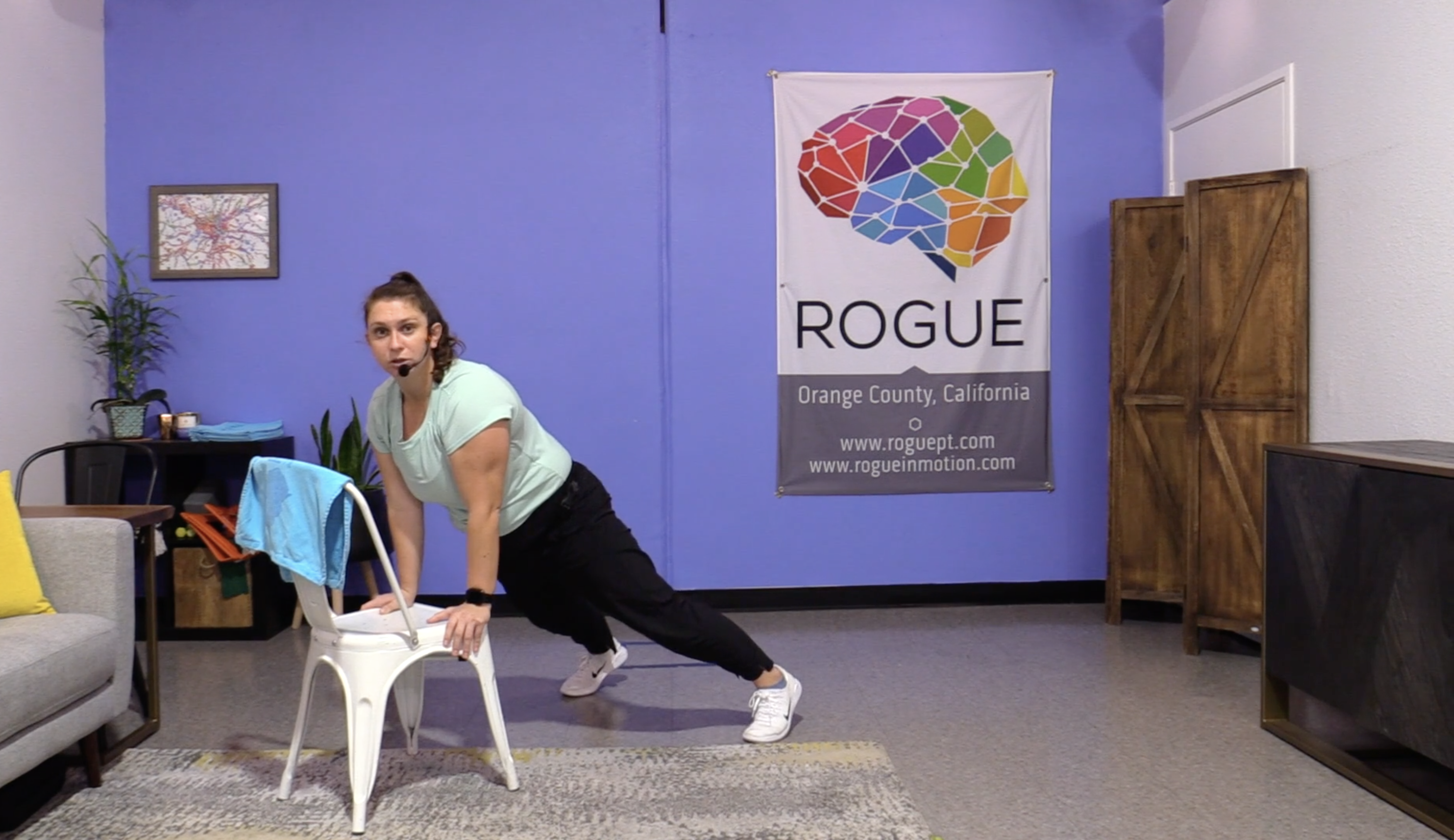 1-12-23 PWR! Moves - Thursday - Balance + Posture Week with Julia!