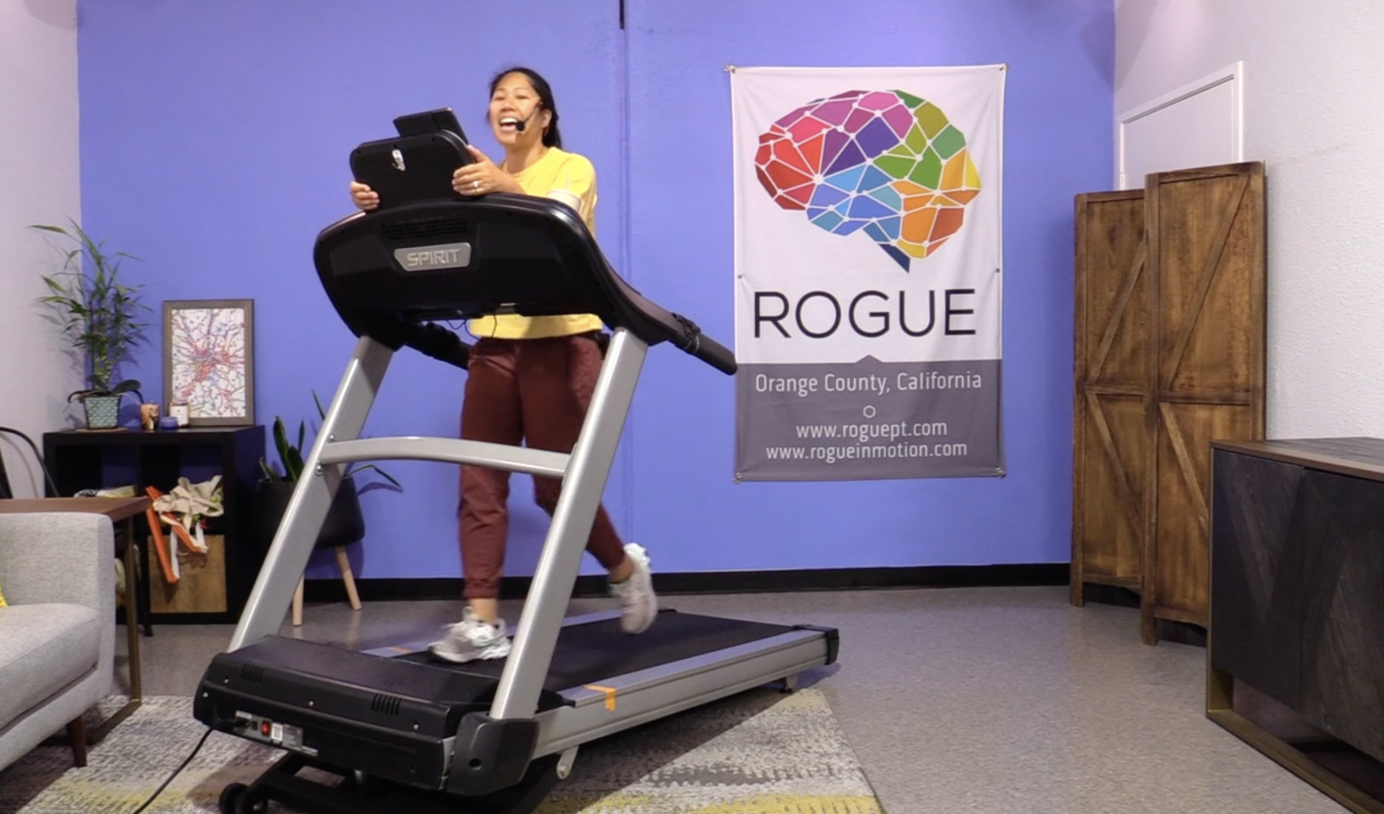 8-2-23 Cardio ~ Wednesday ~ 35 Minutes of Intervals with Jamie!