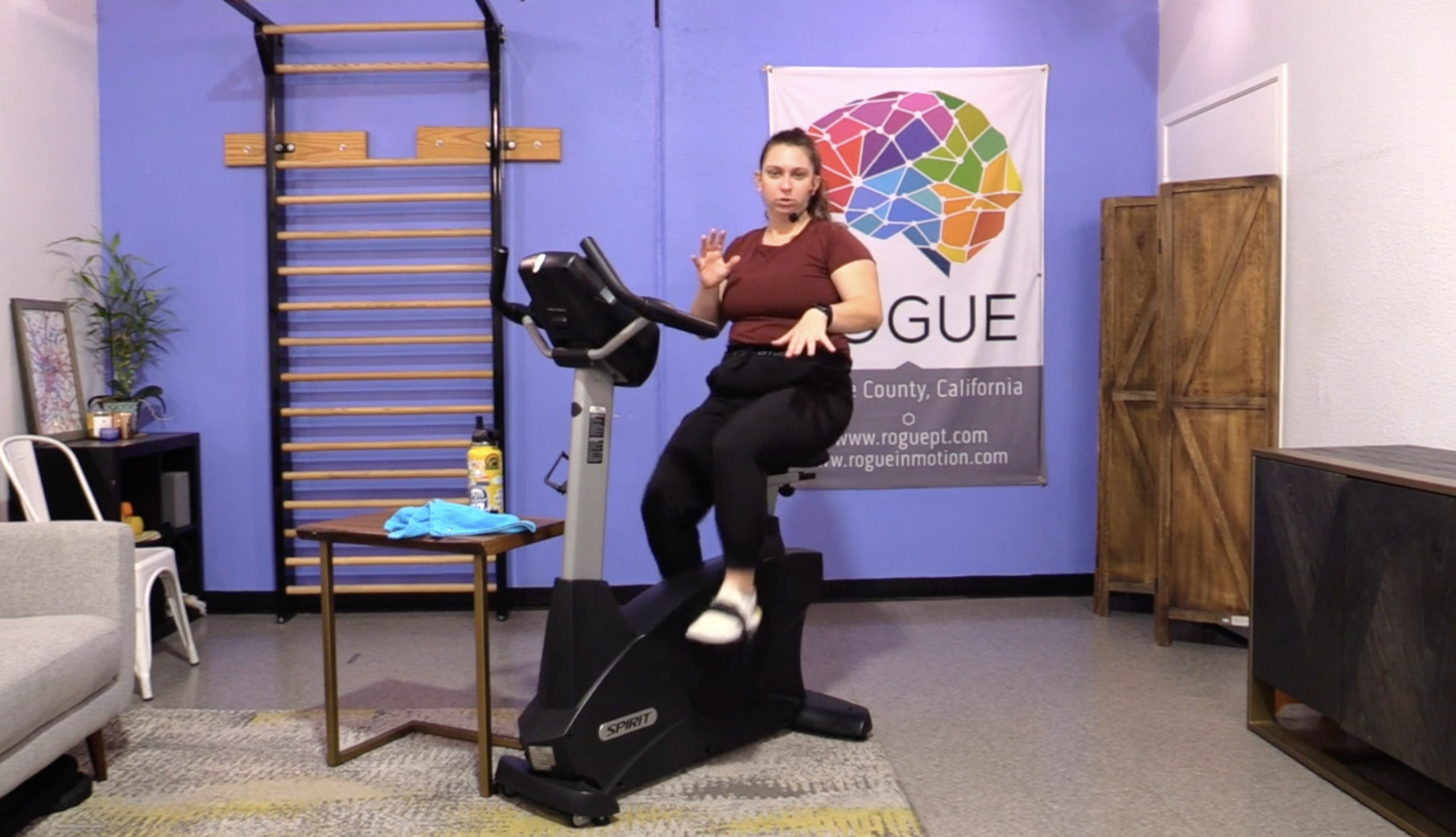 2-26-24 Cardio ~ Monday ~ 35 Minutes of Intervals with Julia!