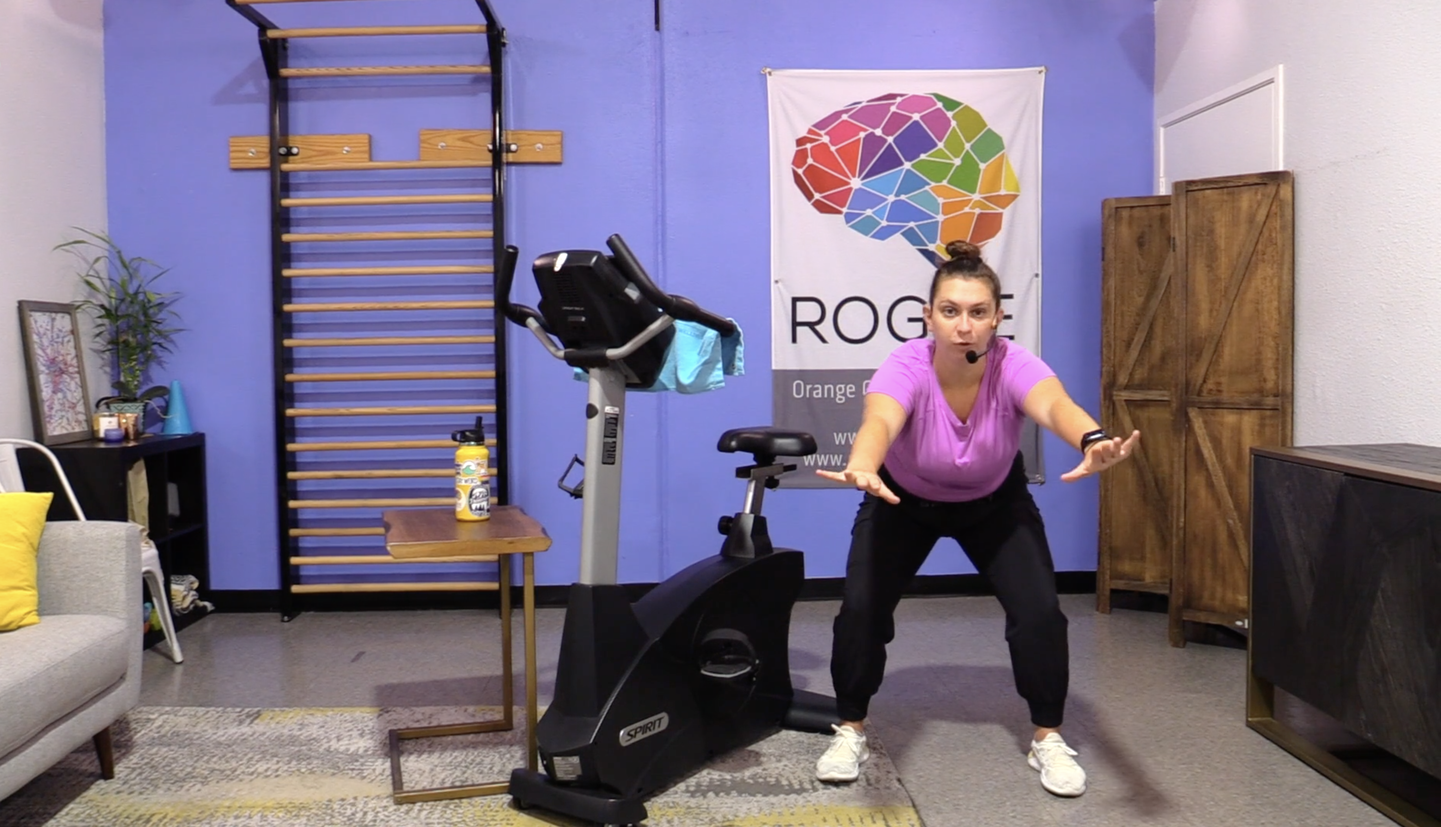 10-13-23 Cardio ~ Friday ~ 30 Minutes of Intervals with Julia!