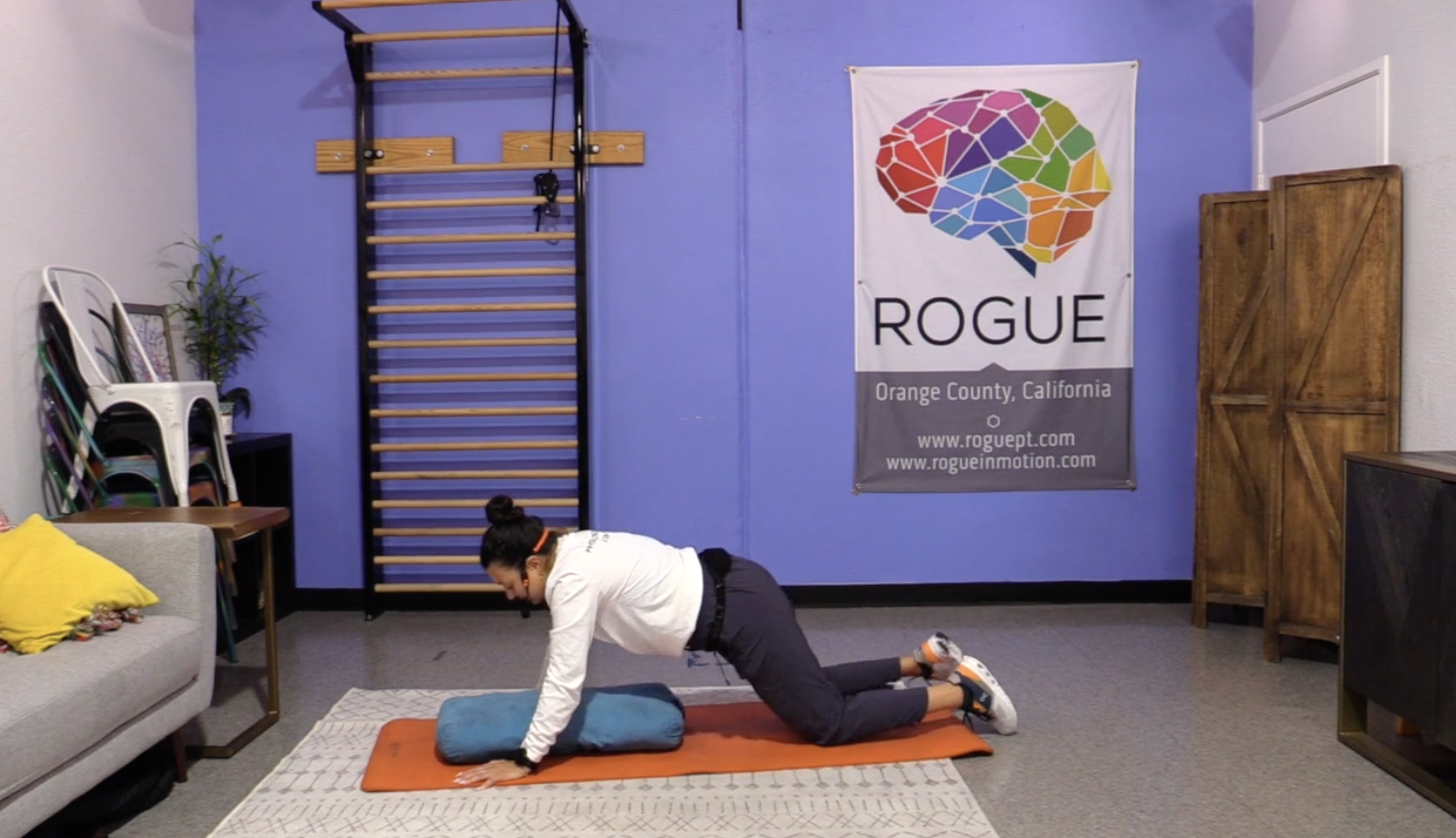 August 2024 Exercise of the Month ~ Swimming + Hydration!