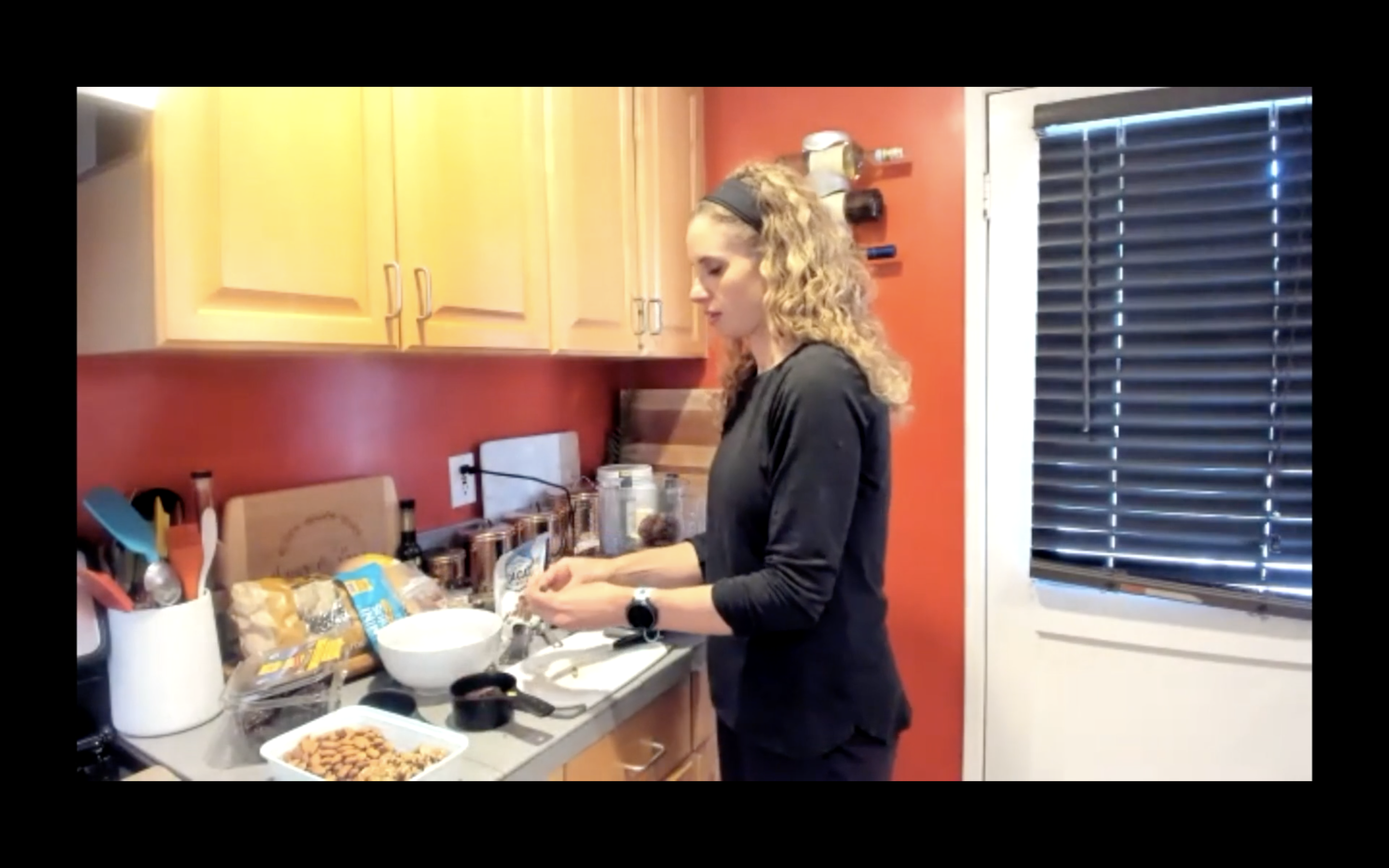 Instant Pot Cauliflower Curry and No Bake Turtle Brownies!