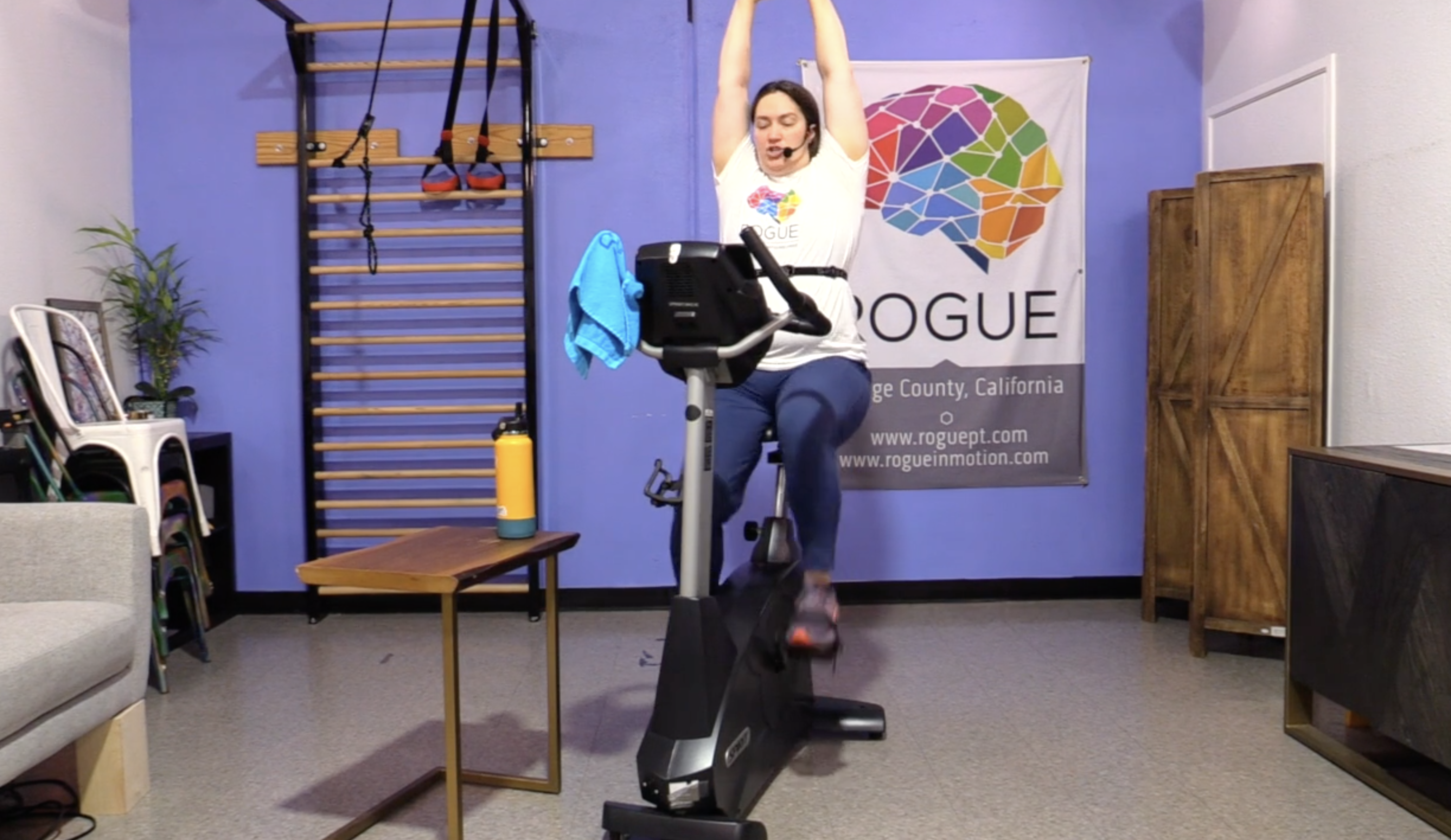 2-10-25 Cardio ~ Monday ~ 35 Minutes of Intervals with Alyx!