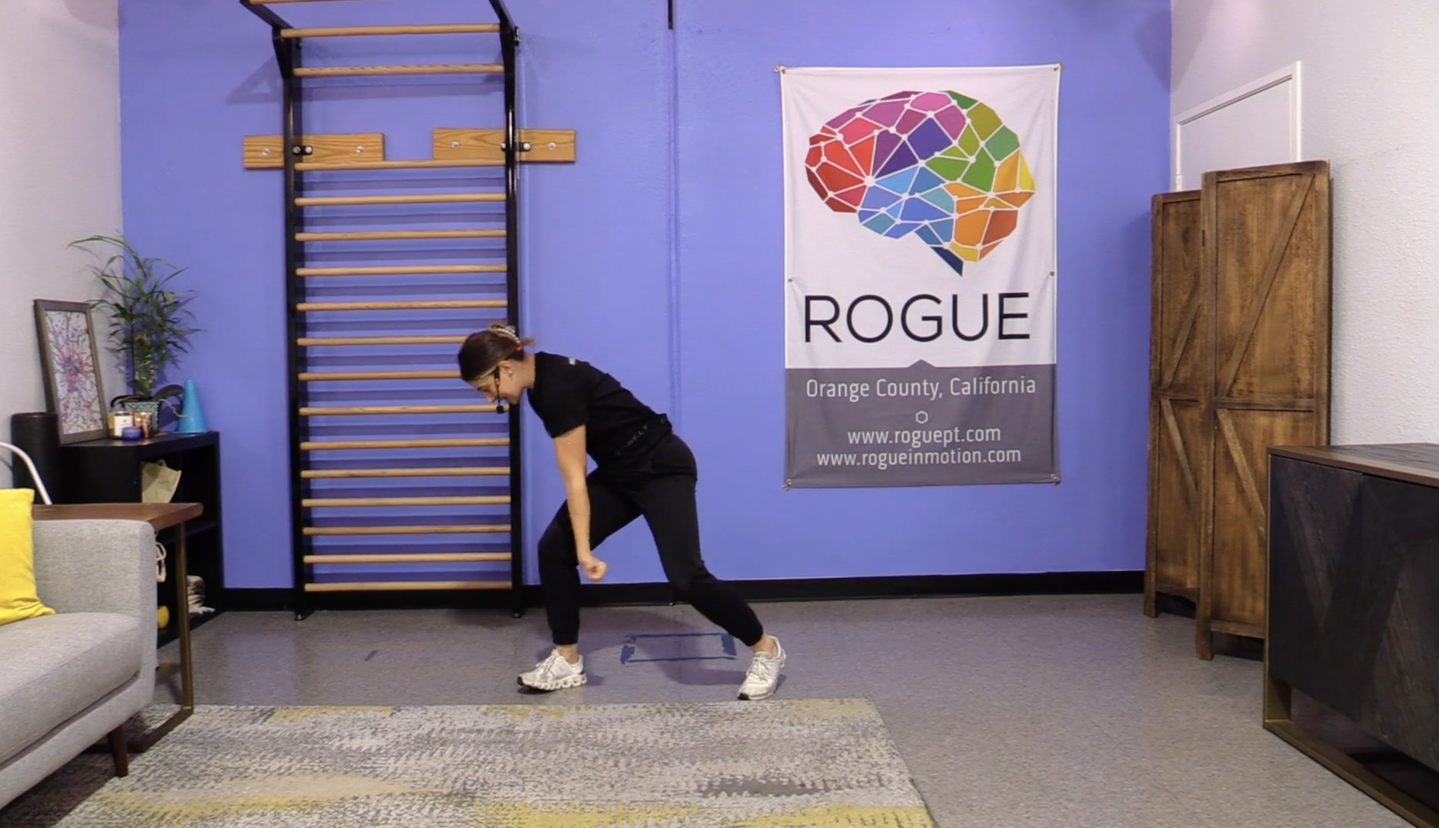 11-10-23 Dance ~ Friday ~ More 2000s with Alyssa!