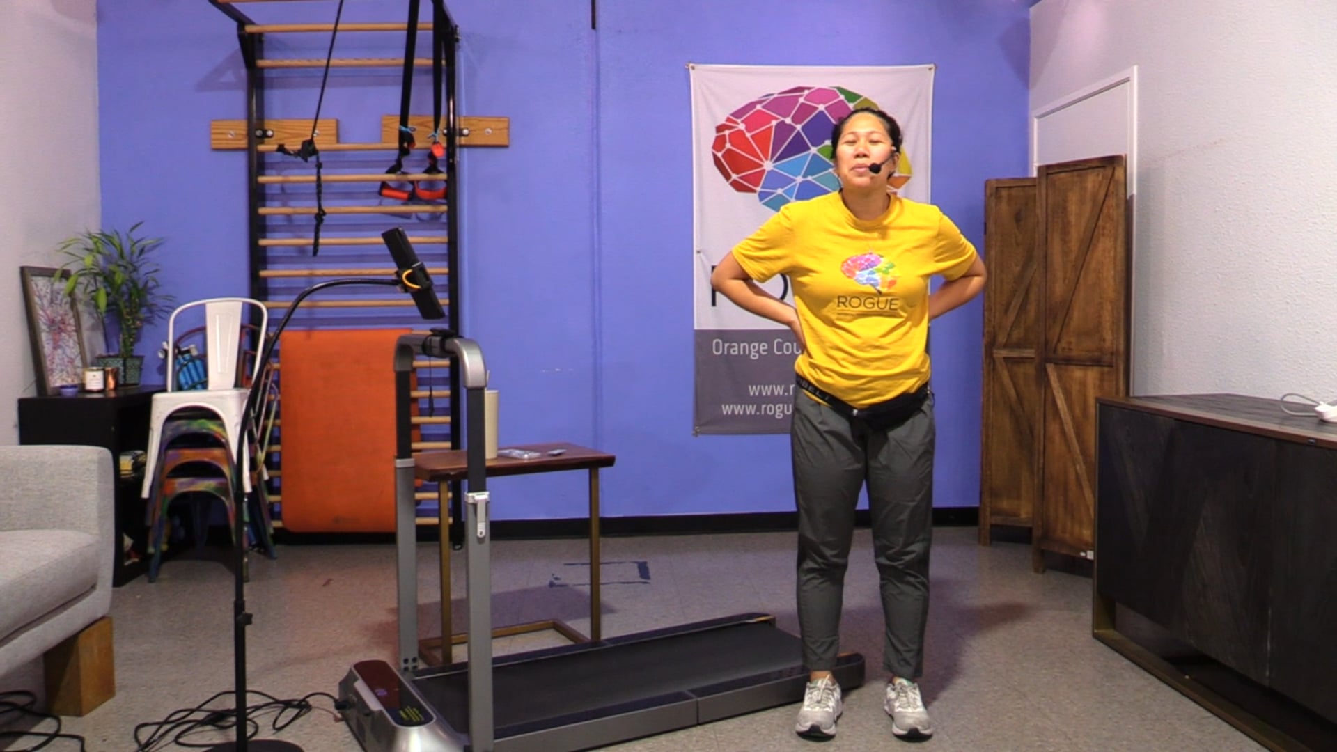 11-12-25 Cardio ~ Wednesday ~ 40 Minutes of Intervals with Jamie!