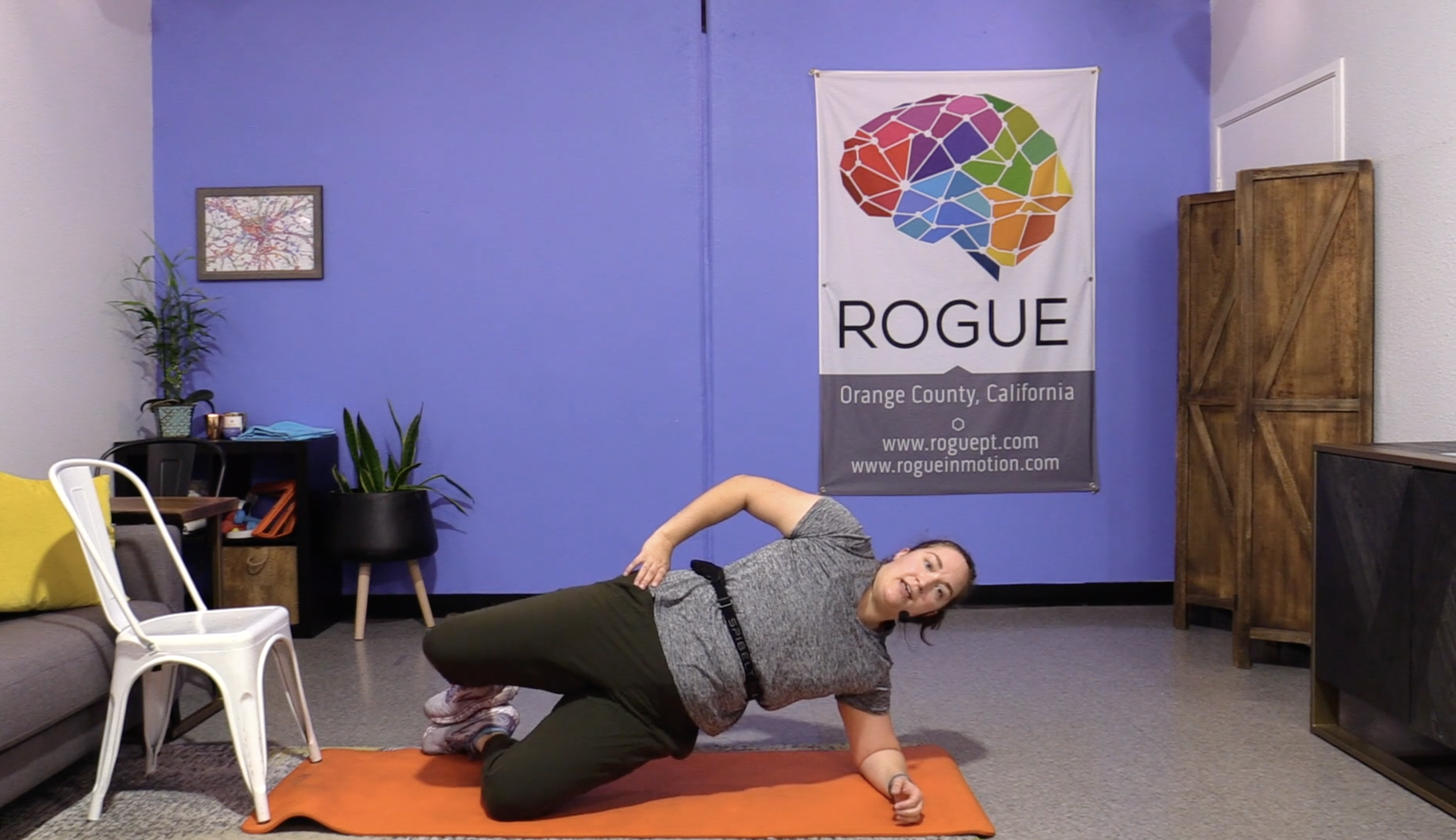 11-7-22 HIIT - Monday - Balance + Posture Week with Alyx!