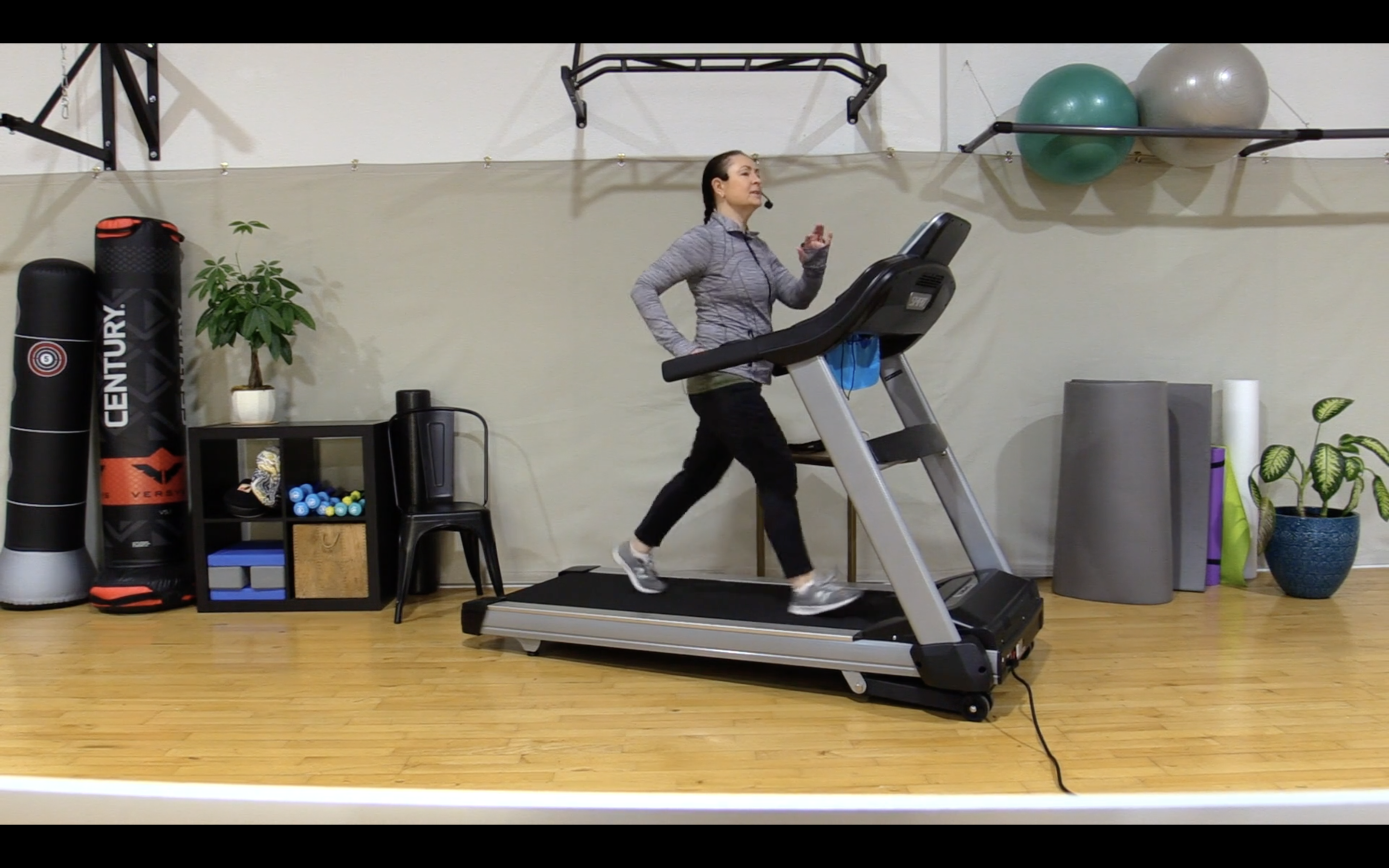 12-4-20 Cardio -- 40 Minutes with Intervals!