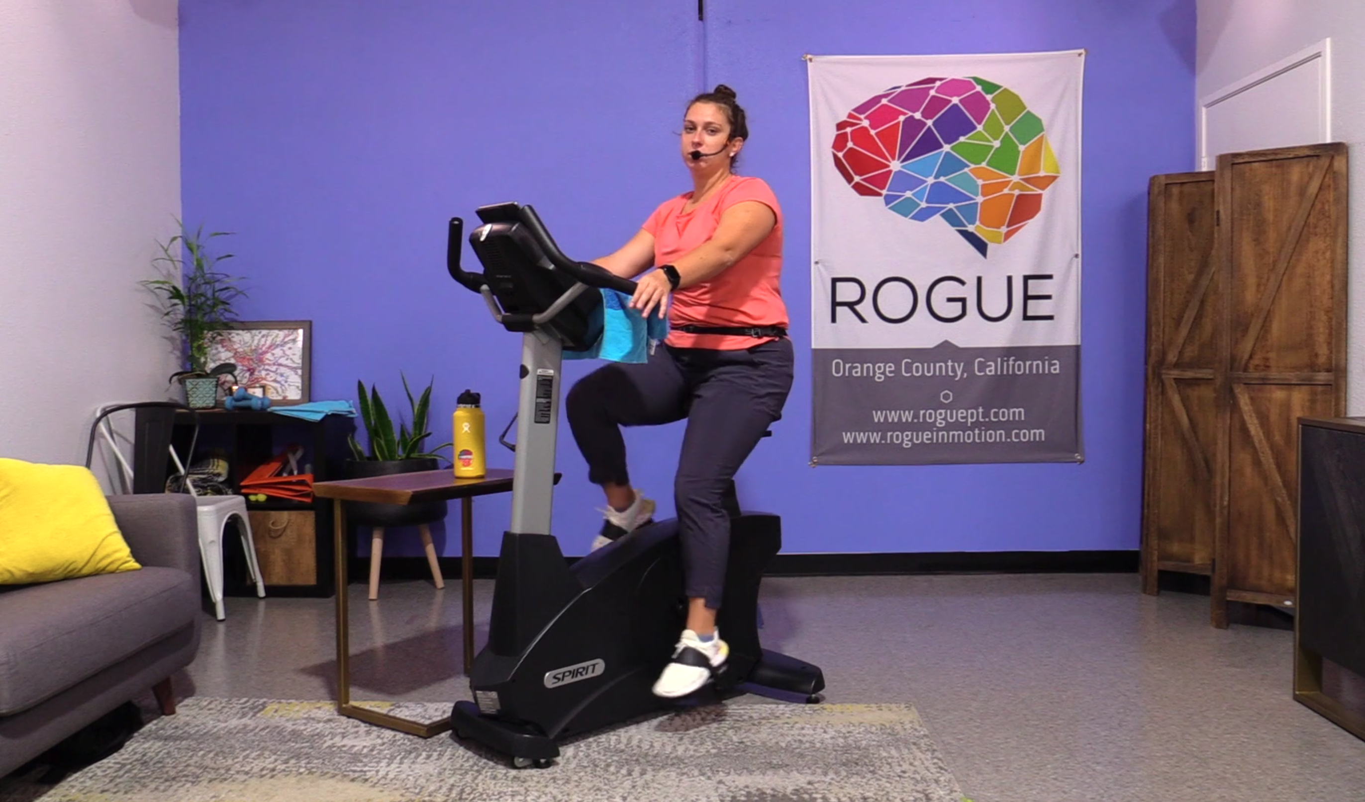 10-7-22 Cardio - Friday - 30 Minutes of Intervals with Julia!