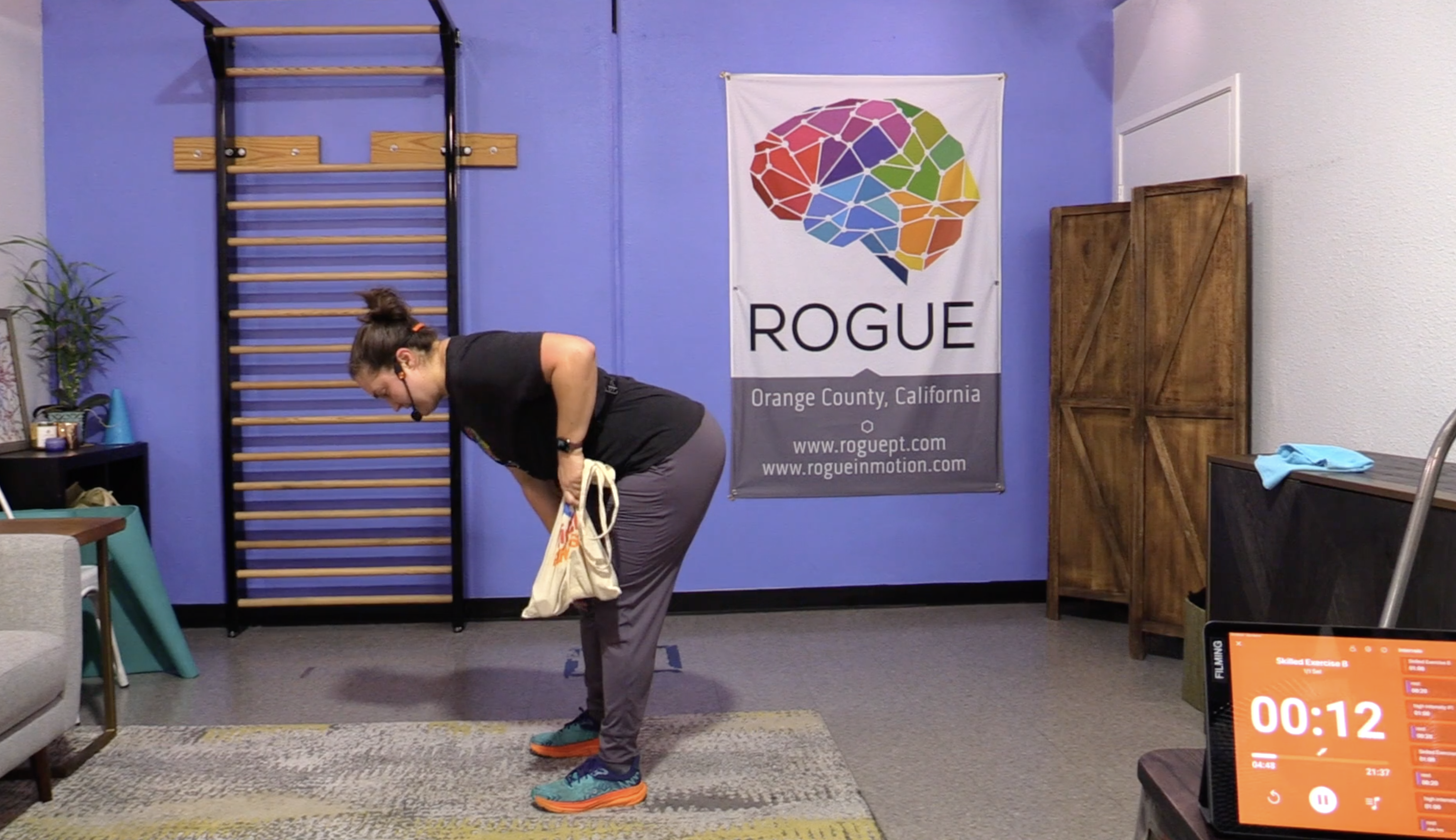 11-6-23 HIIT with Weighted Bag with Alyx!