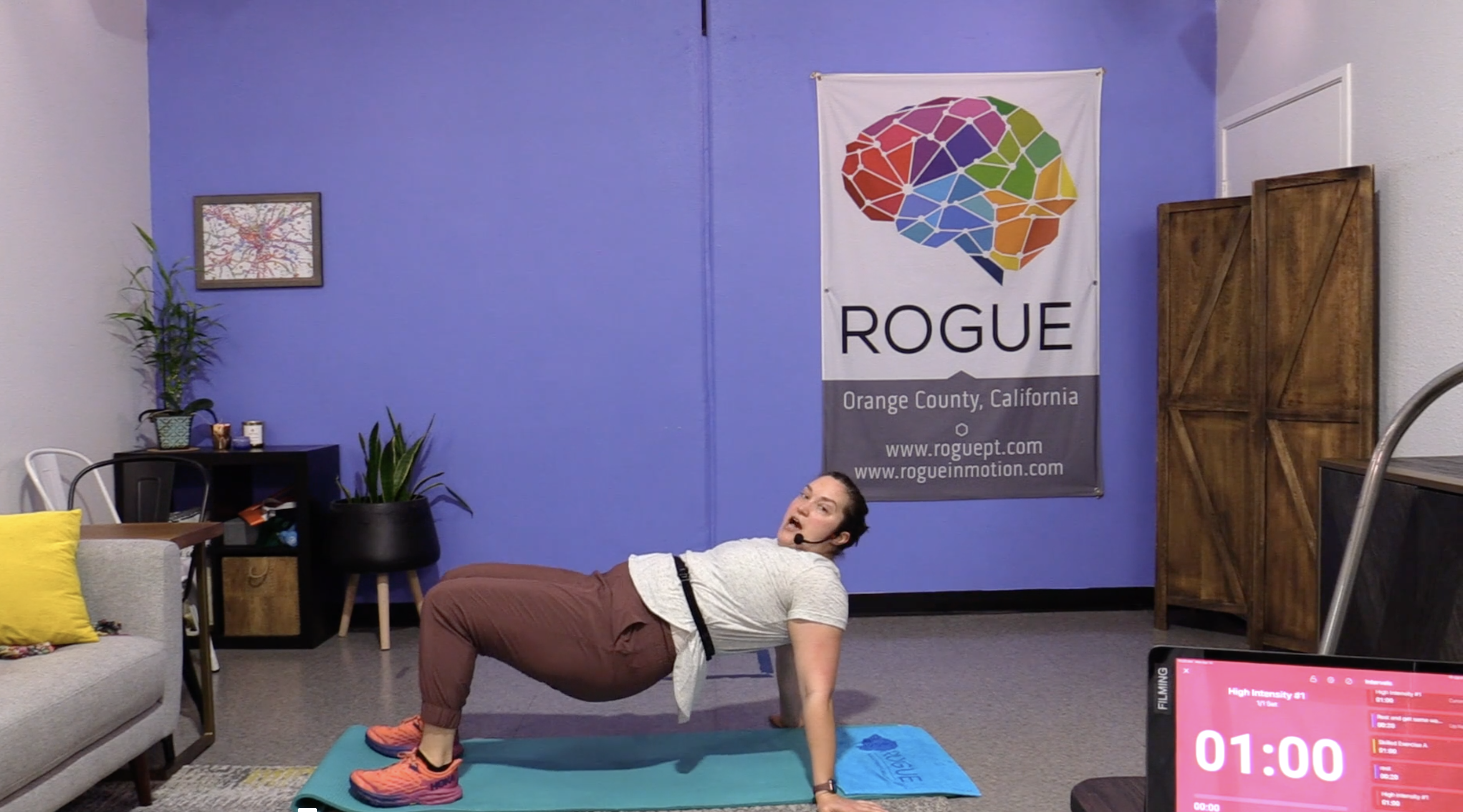 4-10-23 HIIT - Monday - Balance + Posture Week with Alyx!