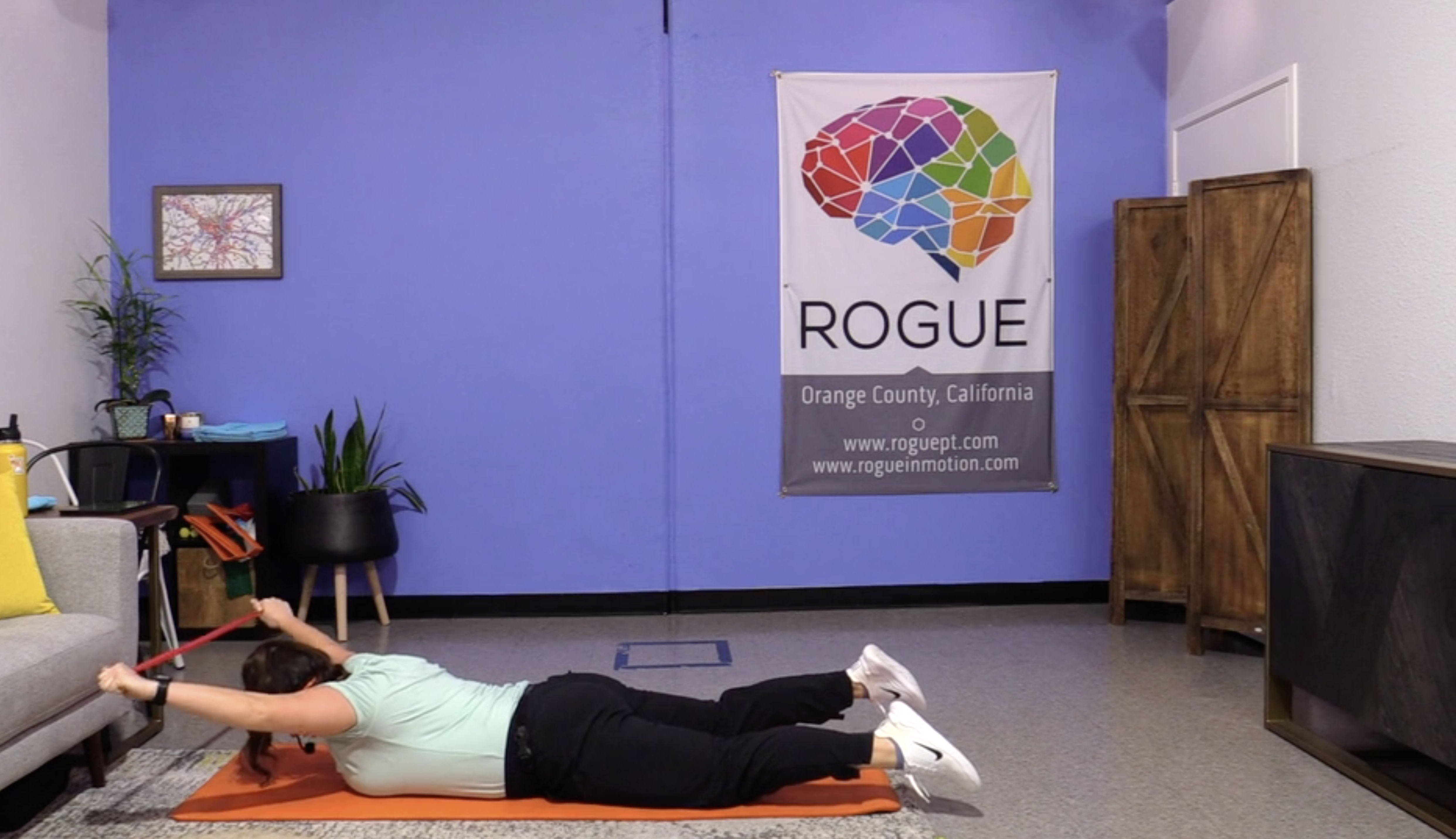 1-12-23 HIIT - Thursday - Balance + Posture Week with Julia!