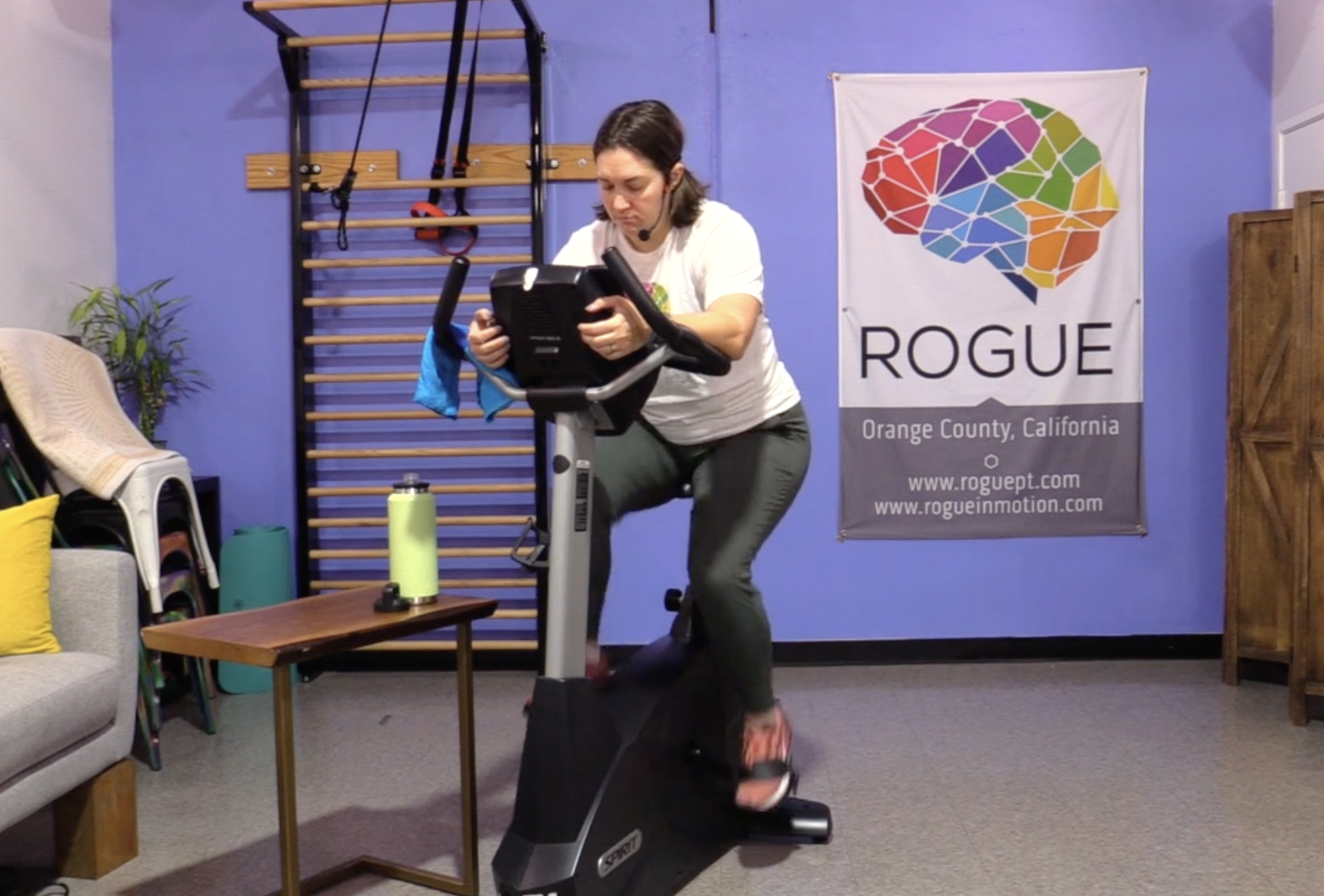 8-25-25 Cardio ~ Monday ~ 40 Minutes of Intervals with Alyx!