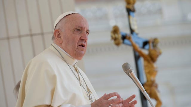 Pope Francis: “Apostles are not only ...