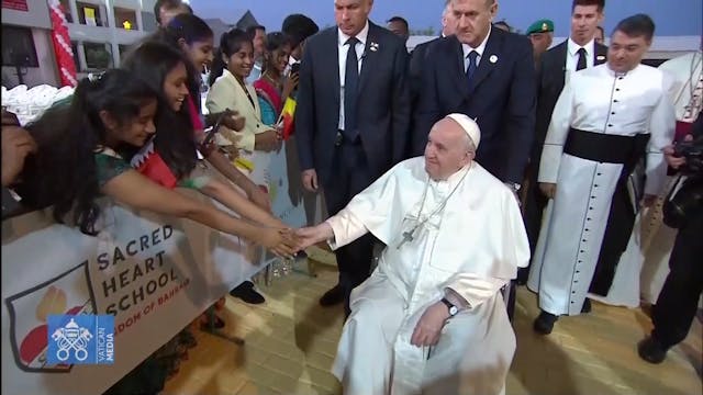 El Papa anima a jóvenes bareinís a “d...