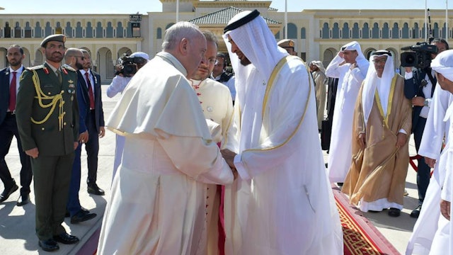 What will Pope Francis' trip to Dubai look like if he feels better?