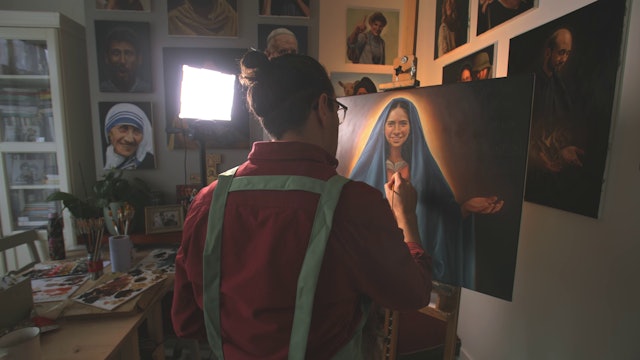 Portuguese artist paints smiling saints: “No one follows miserable people”