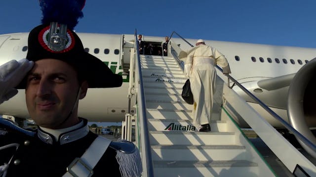 Pope Francis travels to Mozambique