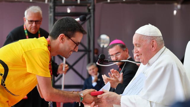 Papa a los 25.000 voluntarios de la J...