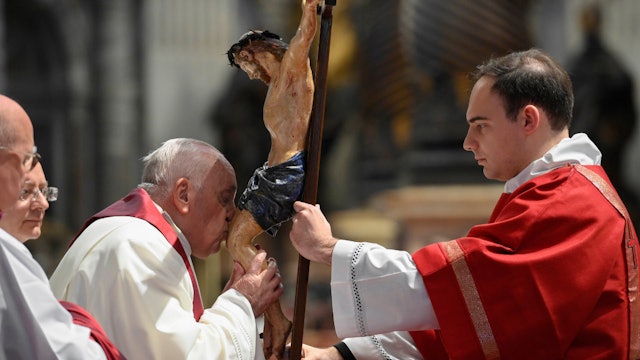Símbolos y liturgia en las celebraciones de la Semana Santa