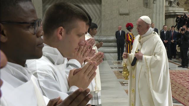 Pope Francis ordains new priests: Don...