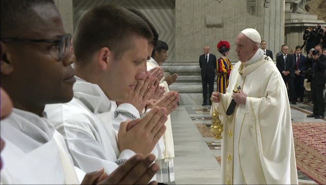 Papa ordena nuevos sacerdotes: No ens...