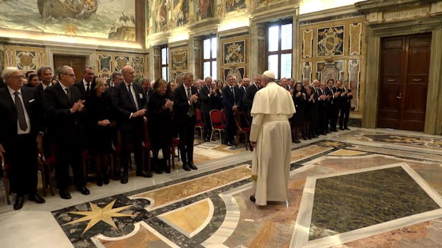 Pope Francis asks notaries to work wi...
