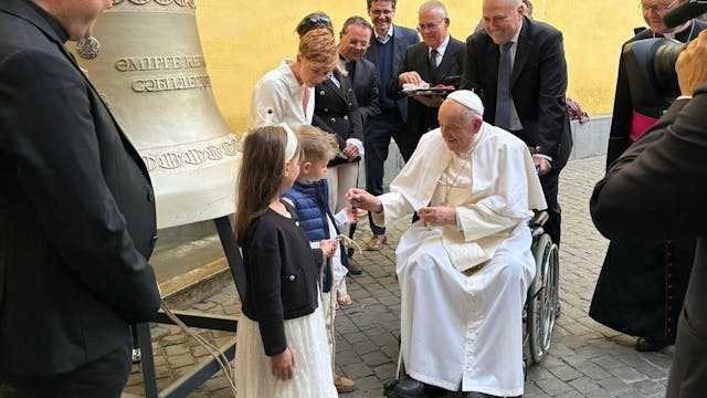 El papa alaba iniciativa provida de P...