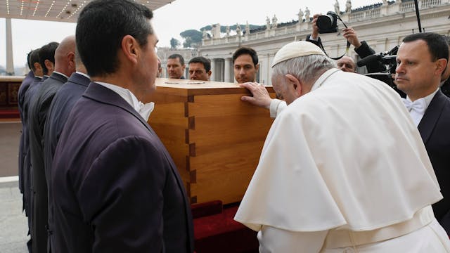 The most moving moments of the Pope e...