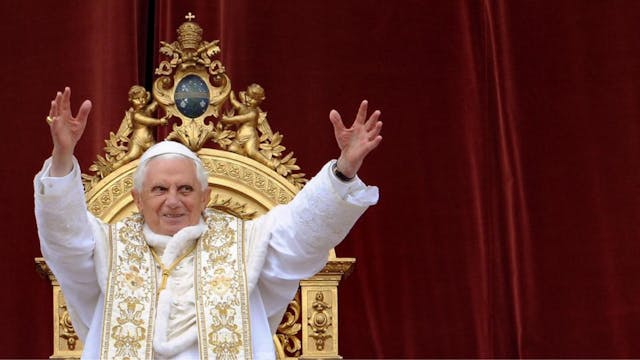 Francisco recuerda a Benedicto XVI: "...