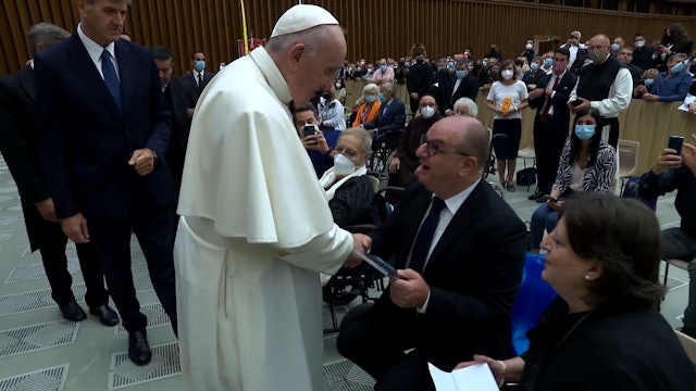 Award-winning composer presents Pope Francis with a song about him