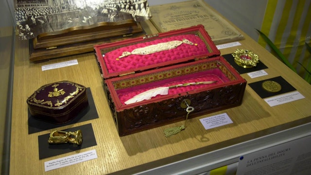 Pen used by Pius IX to sign dogma of papal infallibility on display in Rome