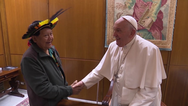 Chamán del Amazonas pide al papa que interceda por los indígenas en Brazil