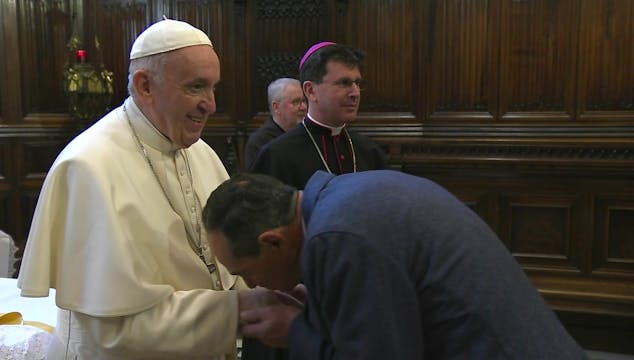 Pope Francis didn't want his hand to ...