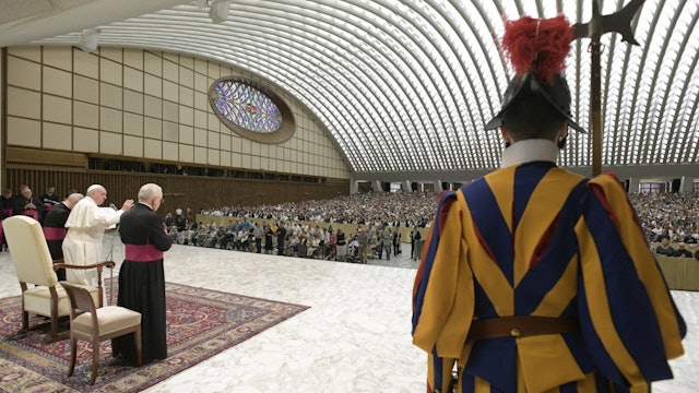 Pope Francis begins new cycle of catechesis on the "passion for evangelization"