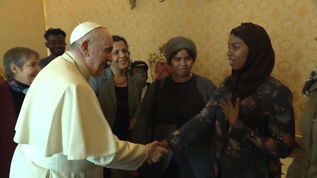 Papa se reúne con los refugiados de g...