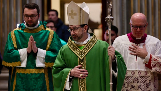 El cardenal Cobo toma posesión de la iglesia de los españoles en Roma