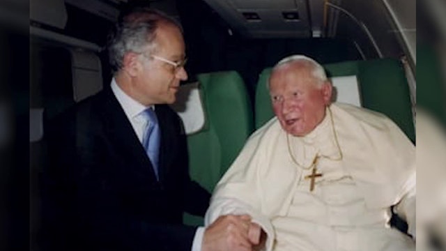Remembering more than 60 papal flights with John Paul II