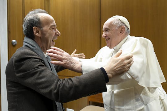 Roberto Benigni al Papa: “San Francis...