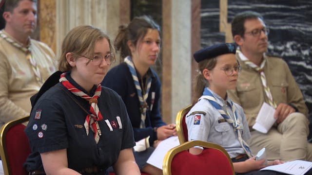 Pope Francis to young scouts: look to...