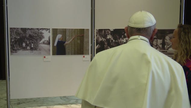 Pope inaugurates exhibition against h...
