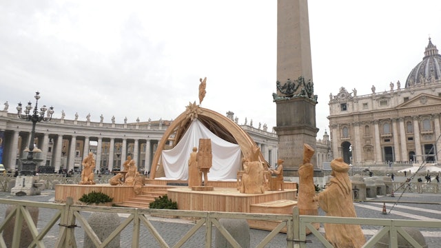 Pocas horas para la inauguración del árbol de Navidad y Nacimiento del Vaticano
