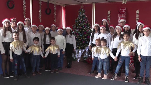 Coro de niños sordos canta “Noche de ...