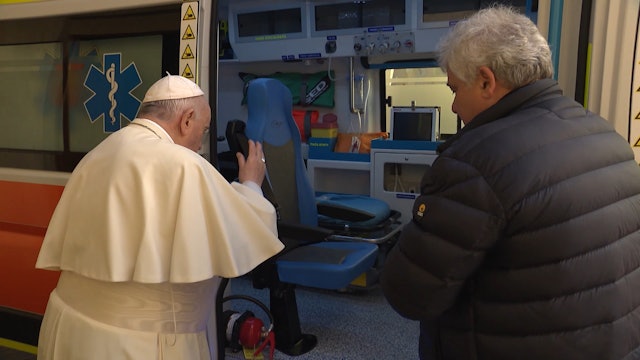 Card. Krajewski to take ambulance blessed by the Pope to Ukraine