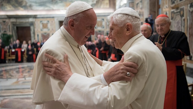 El estado de salud de Benedicto XVI empeoró en las últimas horas